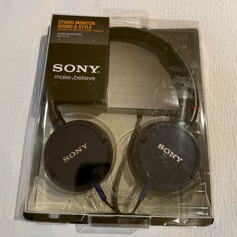 Sony Dynamic Over-Ear Headphones - Black